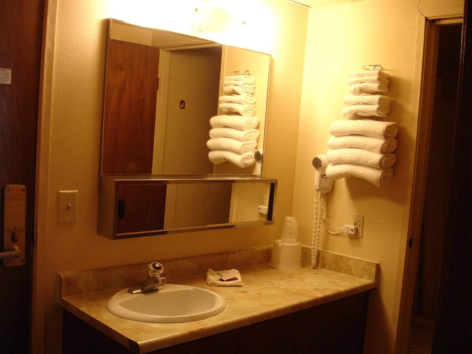 Budget Motel Delta Luaran gambar
