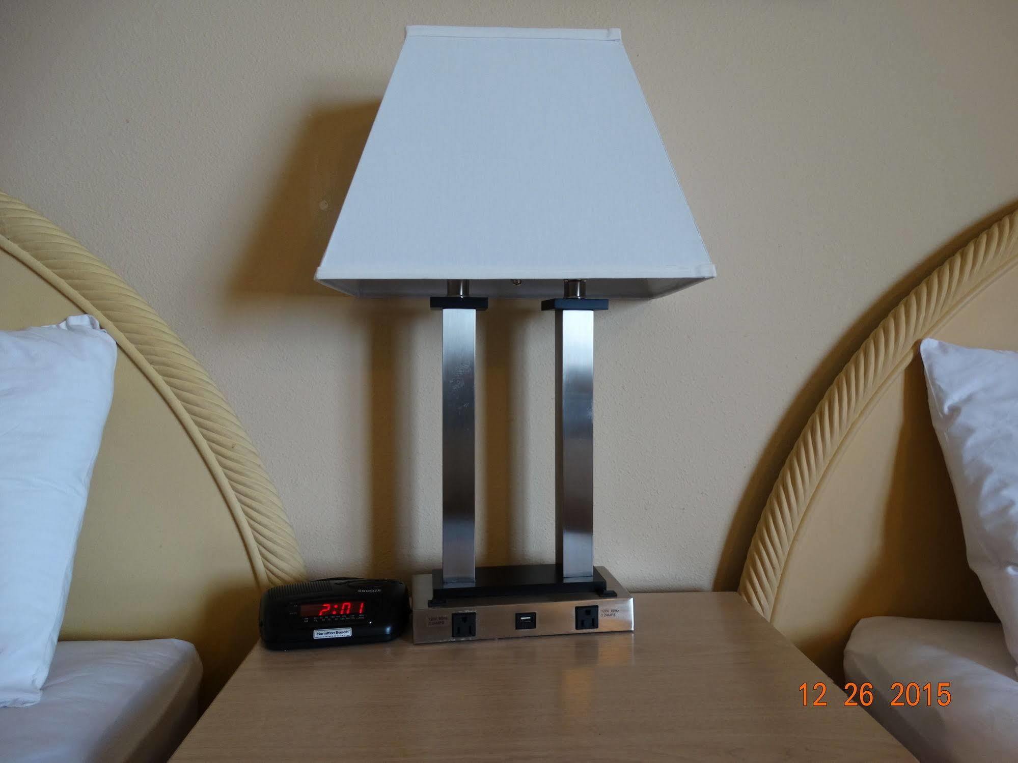 Budget Motel Delta Luaran gambar